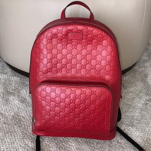 gucci signature leather backpack